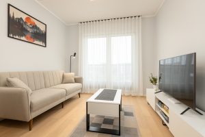 HYB18676-Edit